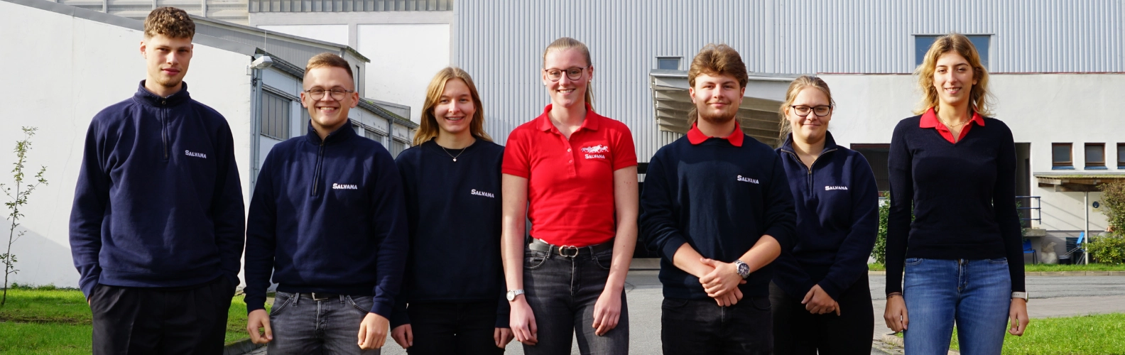 ausbildung-salvana-industriekauffrau-industriekaufmann-beruf-lernen-praktikum