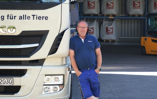 salvana-berufskraftfahrer-stellenangebot-mitarbeiter-lkw-auslieferung-vakant